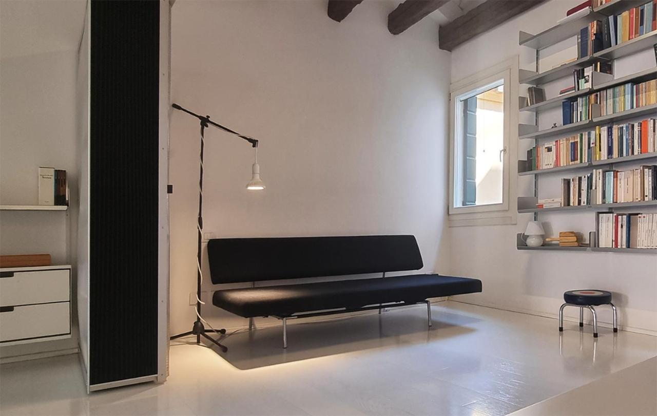 White Frari Venice Exterior photo